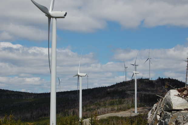 Meeting land-based wind goals not likely, say two state studies